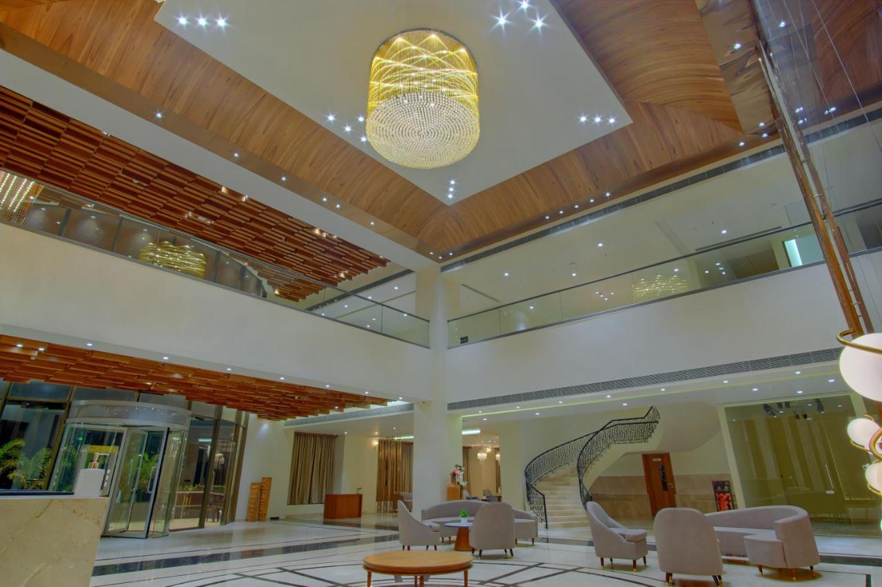 Hotel Sayaji Morbi Exterior foto