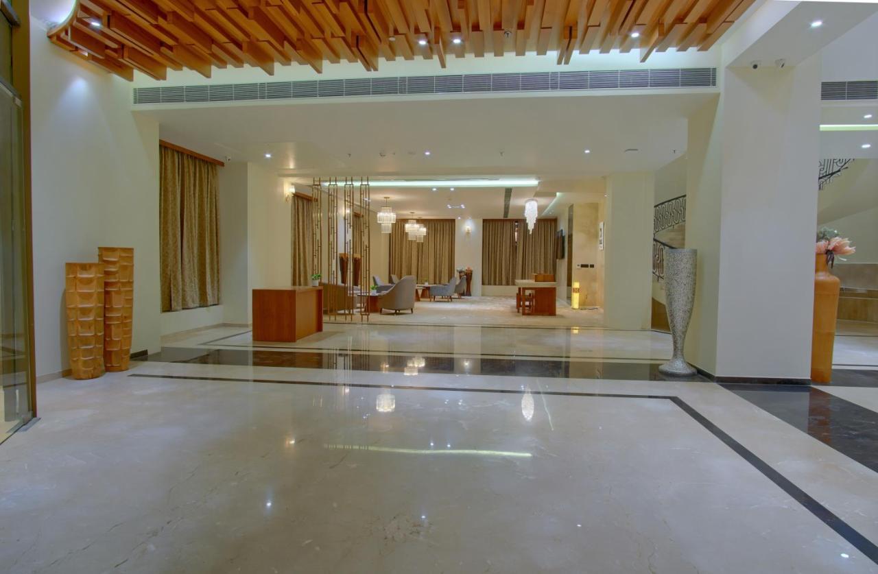 Hotel Sayaji Morbi Exterior foto
